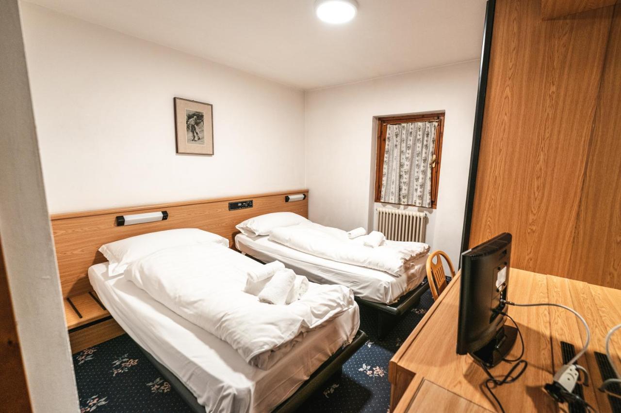 Smart Hotel Renzi Folgarida Exteriér fotografie