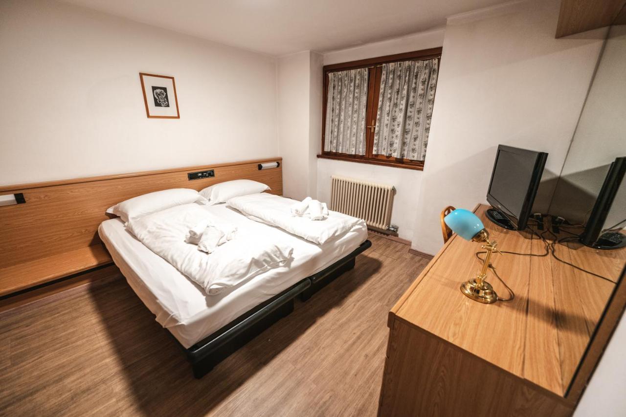 Smart Hotel Renzi Folgarida Exteriér fotografie
